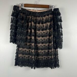 Trina Turk Rosaura Copacabana Black Lace Floral off shoulder blouse size small